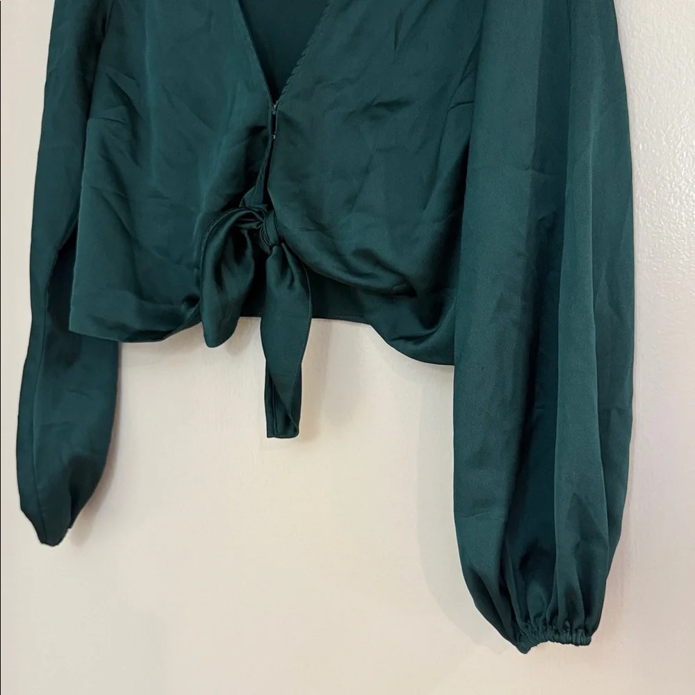 Abercrombie & Fitch Emerald Tie-Front Long Sleeve Blouse